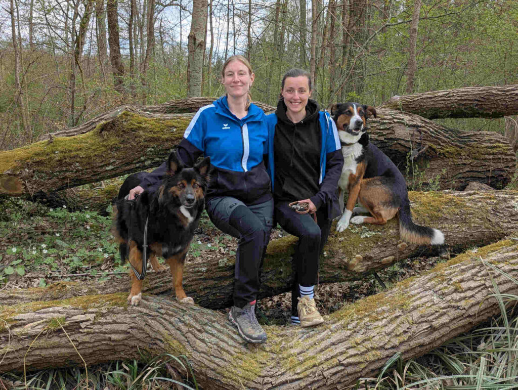 Natalie Meinl mit Georgi u. Sarah Rey mit Balou vom HSV Aichtal_ erfolgreich im Vierkampf
